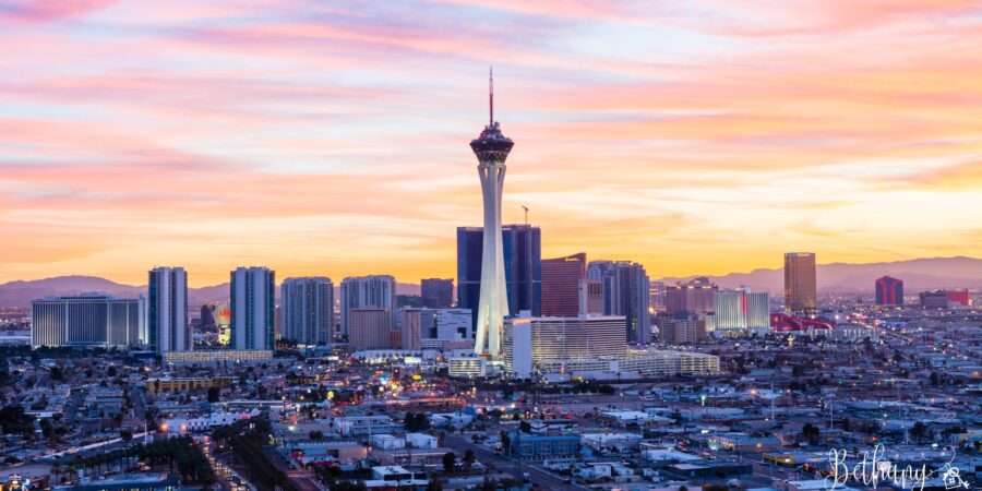 A scenic photo of a Las Vegas neighborhood